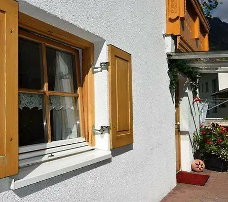 Haus Frainer * Wald am Arlberg